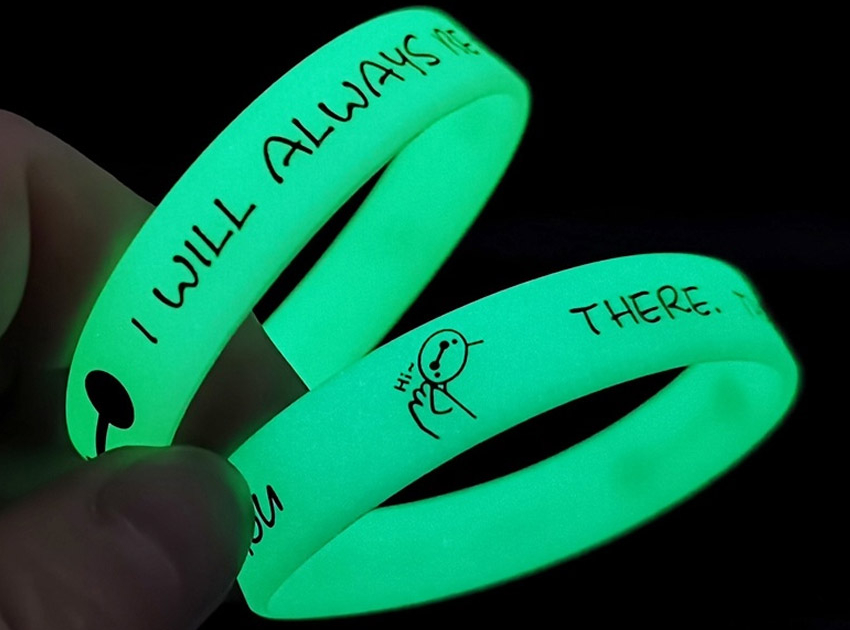 promotional glow in the dark silicone bracelets