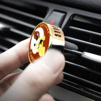 Aromatherapy metal car vent clip