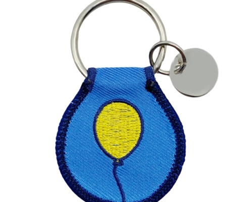 customized waterdrop shaped embroidered keychain with metal charm