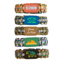 personalized paracord bracelet with metal name tag