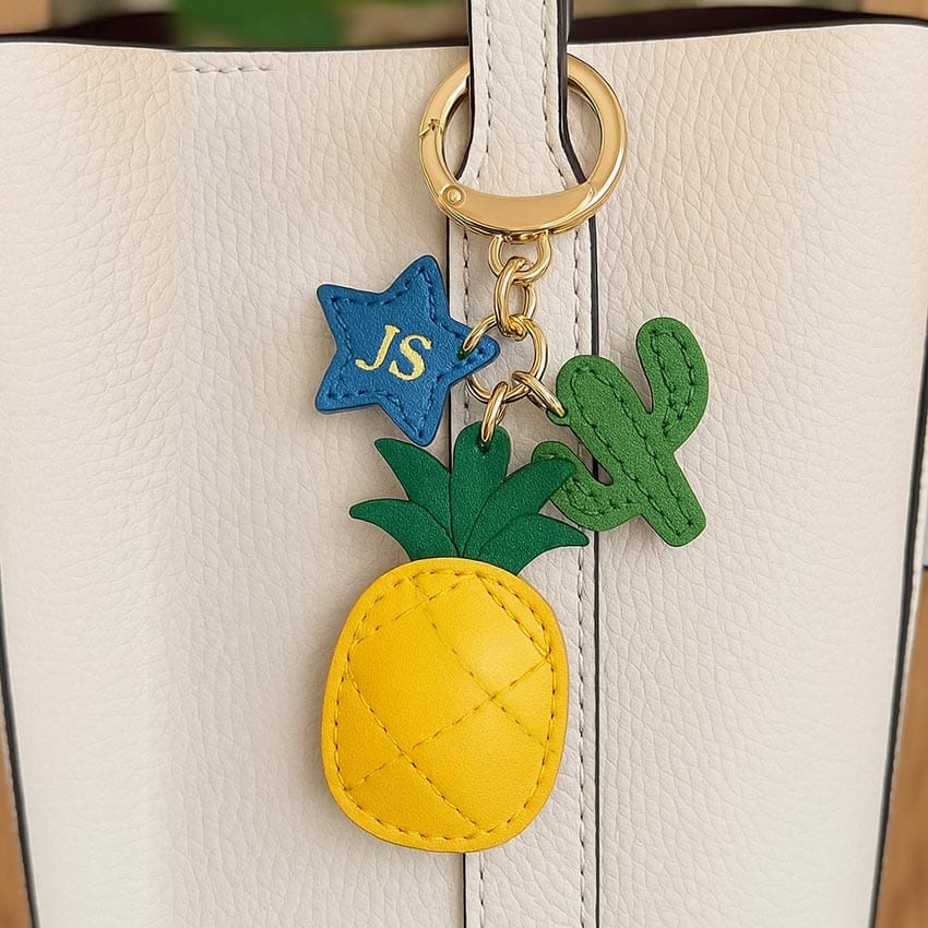 wholesale custom leather bag charm keychain