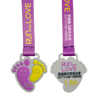 wholesale custom 2D PVC footprint design rubber medal