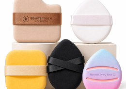 Custom powder puff with logo and premium cosmetic packaging, private label beauty tool for skincare brands