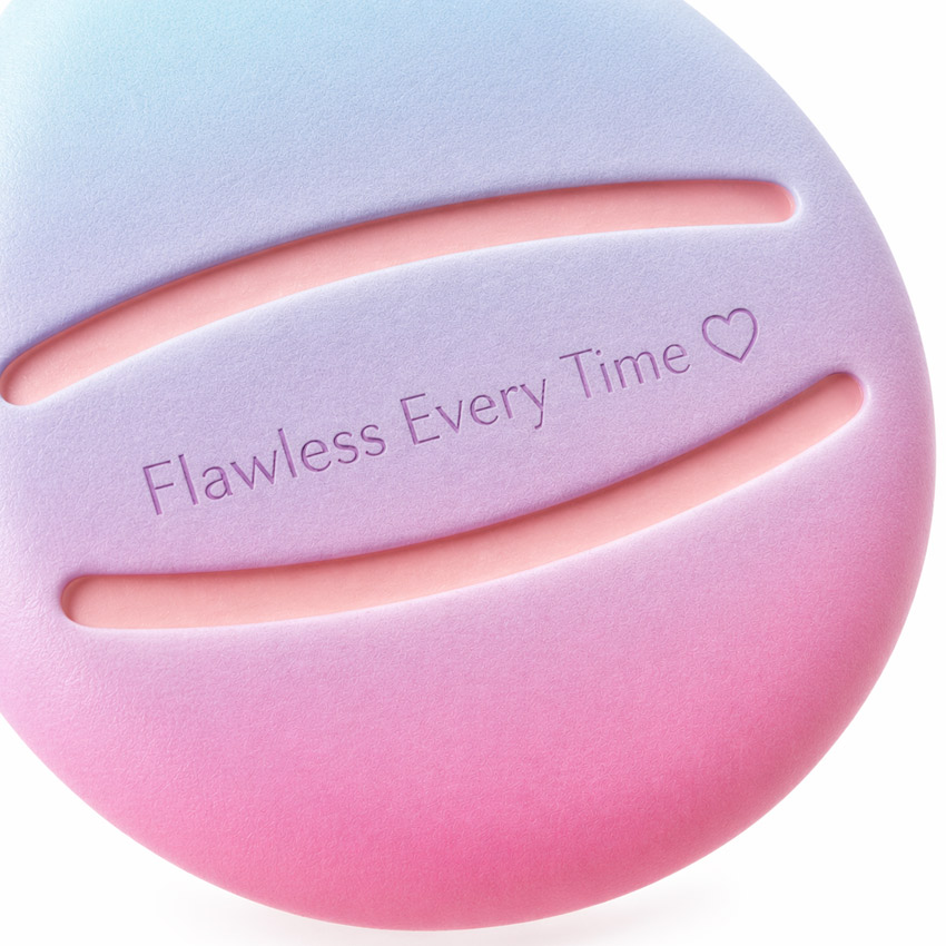 laser engraved logo on PU powder puff surface