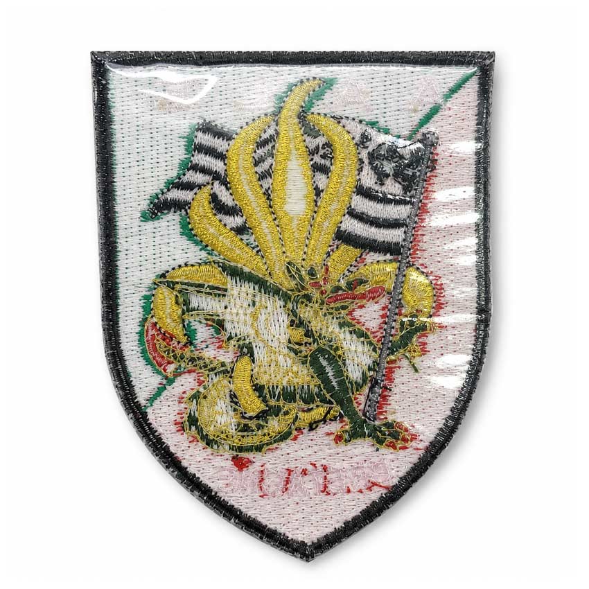 iron-on-backing-embroidery-patch custom embroidered patch with iron on backing
